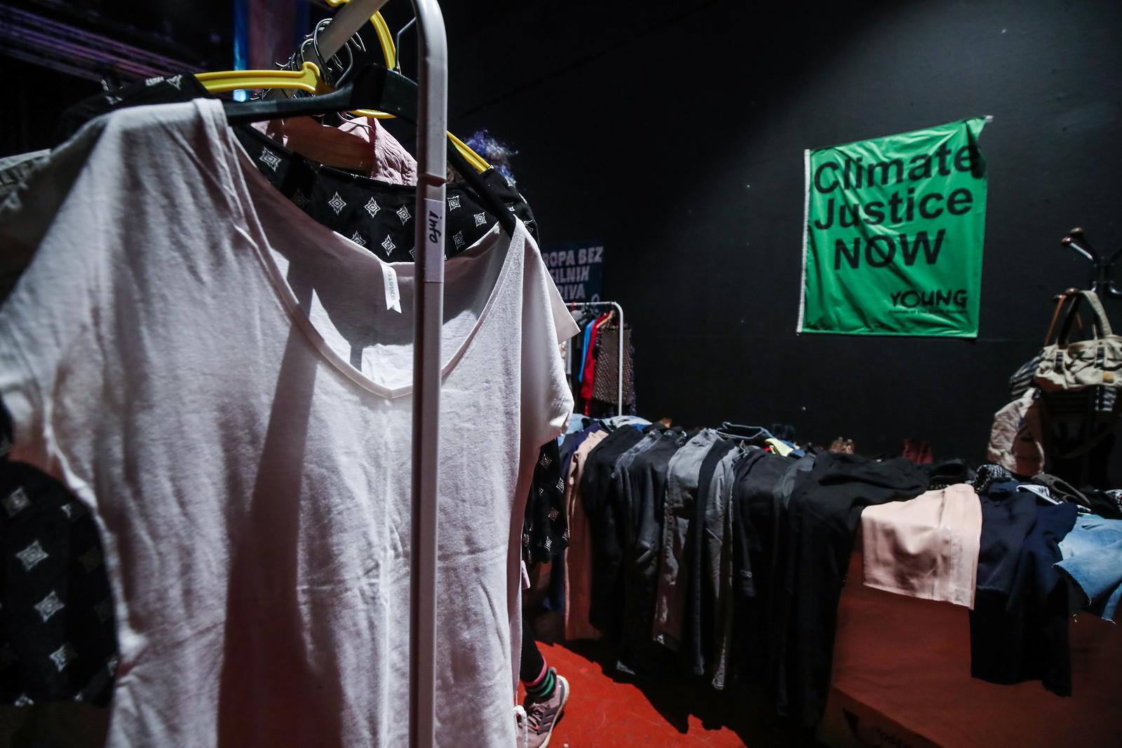 Zagreb: Revija “Razodjeni brzu modu”