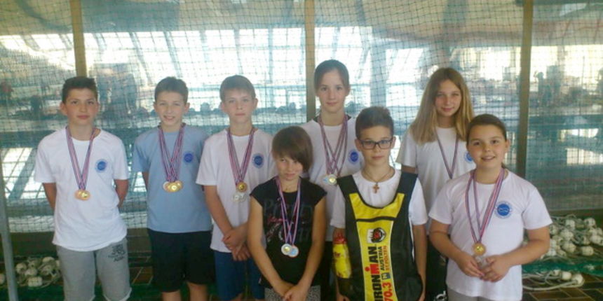 Plivači Jadere na Malom mornaru u Splitu