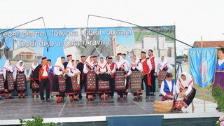 5. Večer pisme, folklora i starih običaja “Dođi diko u Kotare ravne”-Zemunik 2013