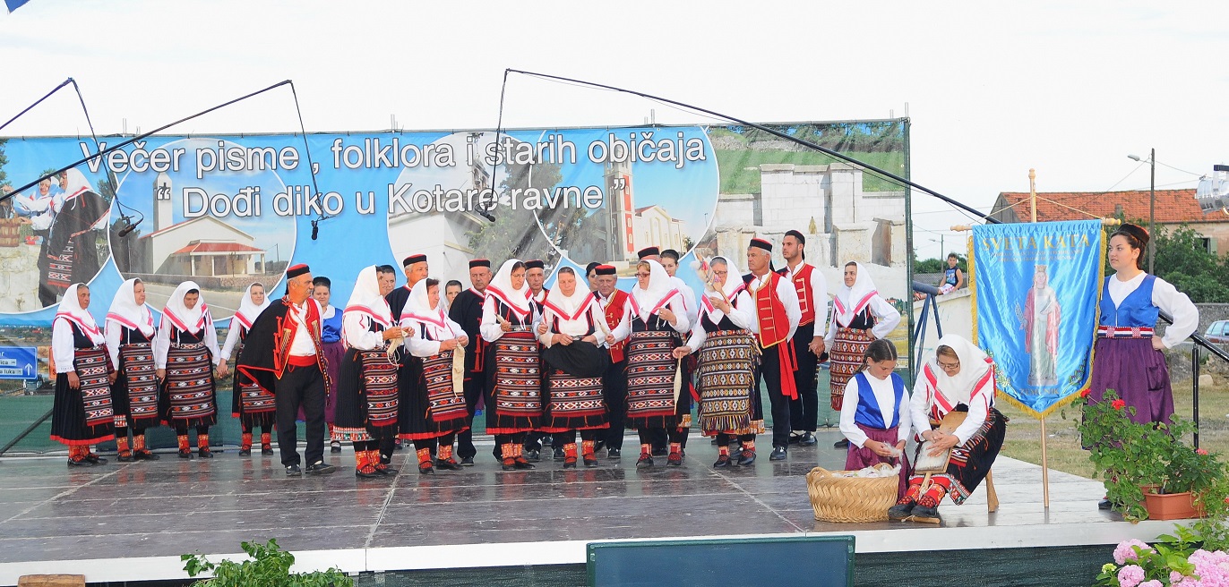 5. Večer pisme, folklora i starih običaja “Dođi diko u Kotare ravne”-Zemunik 2013