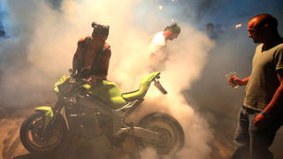 Slavonski Brod, 090509.
I druge veceri na Mega bikers susretima okupilo se oko 20 000 posjetitelja na plazi Poloj uz Savu. Zvjezde veceri bili su kultni britanski band Uriah Heep. Osim njih na susretima nastupili su Van Gogh, Opca opasnost, Hard time, tri Slavonski Brod, 090509.
I druge veceri na Mega bikers susretima okupilo se oko 20 000 posjetitelja na plazi Poloj uz Savu. Zvjezde veceri bili su kultni britanski band Uriah Heep. Osim njih na susretima nastupili su Van Gogh, Opca opasnost, Hard time, tri