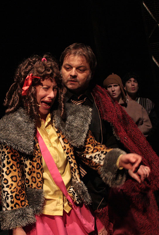 Predstava “Drago Č. i tvornica čokolade”, Foto: Lucija Juravić Predstava “Drago Č. i tvornica čokolade”, Foto: Lucija Juravić