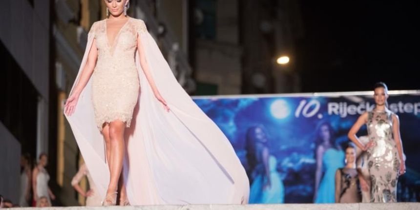 Rijeka: Održane 10. Riječke stepenice, modna revija ispred hotela Bonavia