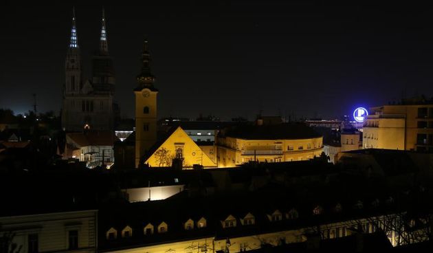 29.03.2014., Zagreb – WWF (Svjetska organizacija za zastitu prirode) satom za planet Zemlju vec osam godina nastoji tamom probuditi gradjane svijeta i upozoriti ih da je zadnji trenutak da poduzmemo nesto kako bismo zaustavili prekomjerno trosenje Zemlj