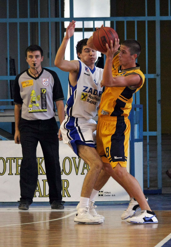 Image 1152701 (auto)