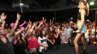 Severina održala koncert u prepunoj primoštenskoj diskoteci Aurora.  Photo: Hrvoje Jelavić/PIXSELL