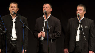 HNK Zadar: “Ljubi s ljubavlju”, foto: Leo Banić HNK Zadar: “Ljubi s ljubavlju”, foto: Leo Banić