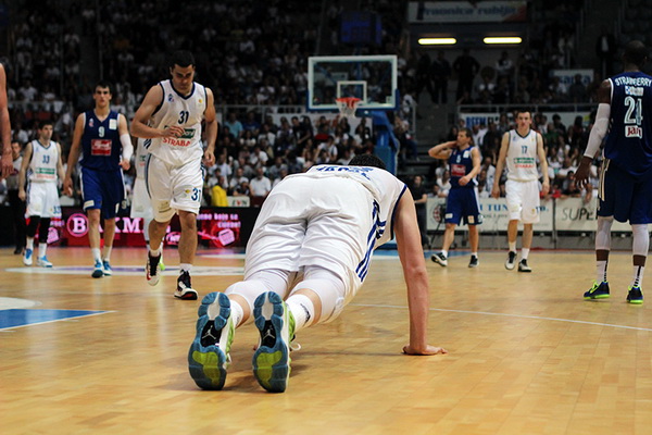 Najbolji navijači na svitu na utakmici Zadar-Cibona, Foto: Mia Čop Najbolji navijači na svitu na utakmici Zadar-Cibona, Foto: Mia Čop