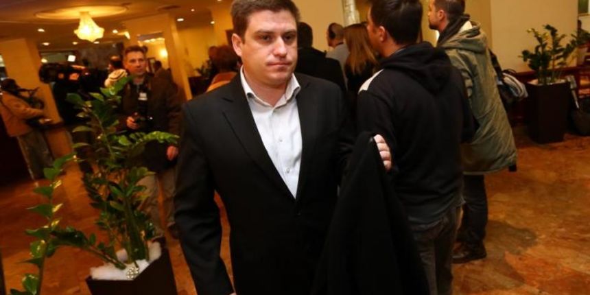 Image 378863 (auto) Image 378863 (auto)