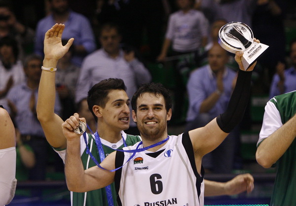 Treviso, 170411.
Kosarkaska dvorana Palaverde
Utakmica Final four Eurocup-a u kosarci za prvo mjesto izmedju KK Cajasol Sevilla i KK Unics Kazan
Na fotografiji: Marko Popovic.
Foto: Vladimir Dugandzic / CROPIX Treviso, 170411.
Kosarkaska dvorana Palaverde
Utakmica Final four Eurocup-a u kosarci za prvo mjesto izmedju KK Cajasol Sevilla i KK Unics Kazan
Na fotografiji: Marko Popovic.
Foto: Vladimir Dugandzic / CROPIX