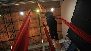 Arsenal: Xiomara Circo Art – ples na svili, Foto: Roberto Lerga Arsenal: Xiomara Circo Art – ples na svili, Foto: Roberto Lerga