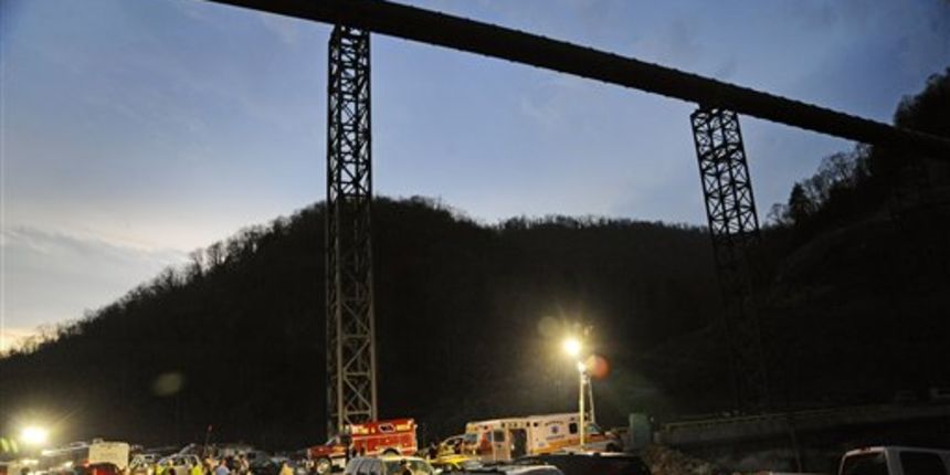 Nesreća u rudniku u Zapadnoj Virginiji (Foto: AP Photo/Jeff Gentner) Nesreća u rudniku u Zapadnoj Virginiji (Foto: AP Photo/Jeff Gentner)