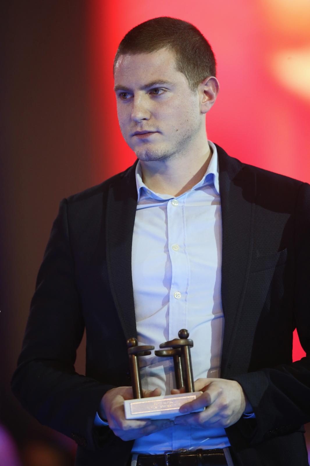 UN Tornado i Tin Brolich primili nagradu “Ponos Hrvatske” UN Tornado i Tin Brolich primili nagradu “Ponos Hrvatske”