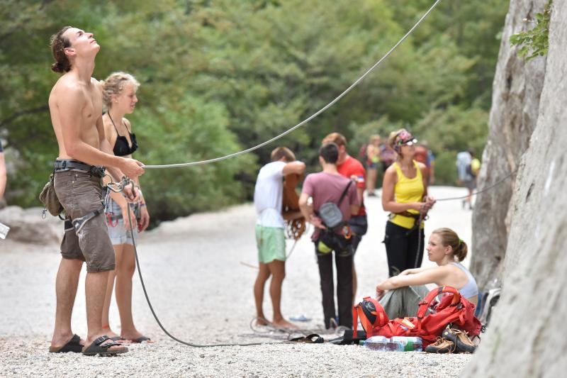 Kanjon Paklenice prepun je posjetitelja i penjača. Photo: Dino Stanin/PIXSELL