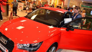 Supernova: Adio školo uz uručenje nagradnog automobila Audi A 1 i velike donacije u visini 50.000 kn HCK-u Supernova: Adio školo uz uručenje nagradnog automobila Audi A 1 i velike donacije u visini 50.000 kn HCK-u