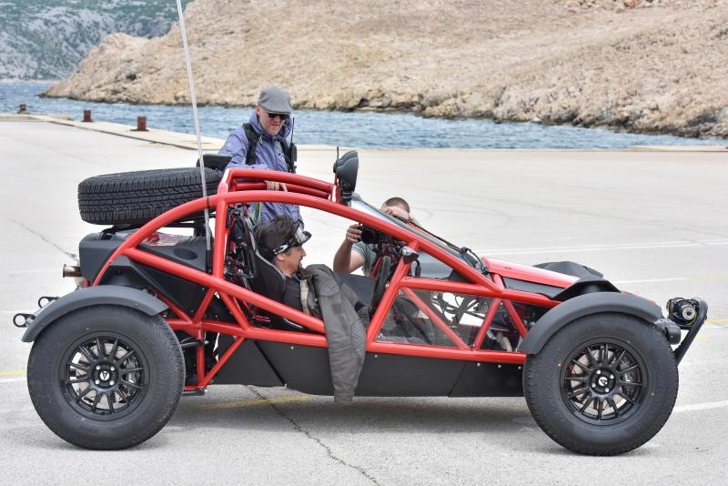 Jeremy Clarkson i Richard Hammond snimali u pritaništu Žigljen na Pagu