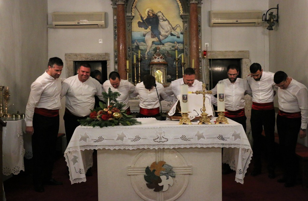 Tradicionalni klapski koncert na Viru