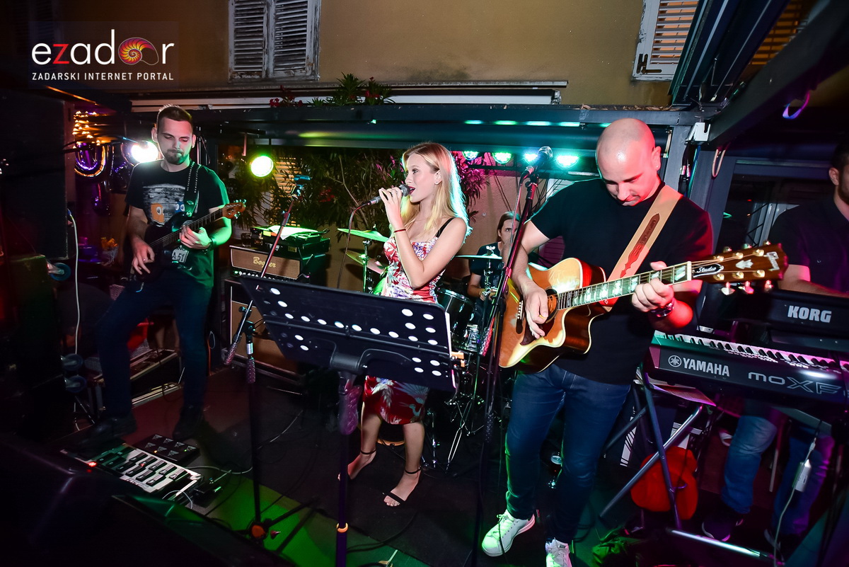 Domenica @ Kult Caffebar