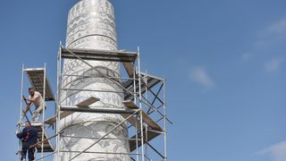 Doneseni i posljedni dijelovi velikoga kipa Gospe od Loreta, glava i kruna Doneseni i posljedni dijelovi velikoga kipa Gospe od Loreta, glava i kruna