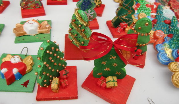 Štand, božićni ukrasi, Dom za odgoj djece i mladeži