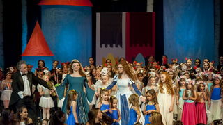 HNK Zadar: Bajka.hr Plesne udruge Gesta, Foto: Željko Karavida HNK Zadar: Bajka.hr Plesne udruge Gesta, Foto: Željko Karavida