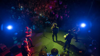 Esma Redžepova, prateći bend Folk Masters i gost Ibus Ibraimovski @ Arsenal Zadar Esma Redžepova, prateći bend Folk Masters i gost Ibus Ibraimovski @ Arsenal Zadar