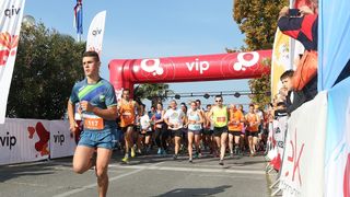 Šibenik: Dječja te utrke Šibenskih deset & Draženova četvorka povodom 53. rođendana Dražena Petrovića Šibenik: Dječja te utrke Šibenskih deset & Draženova četvorka povodom 53. rođendana Dražena Petrovića