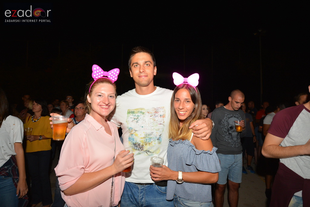 Stanarska fešta 2017: Mladen Grdović i Ivica Sikirić Ićo raspjevali Stanarce i njihove goste Stanarska fešta 2017: Mladen Grdović i Ivica Sikirić Ićo raspjevali Stanarce i njihove goste