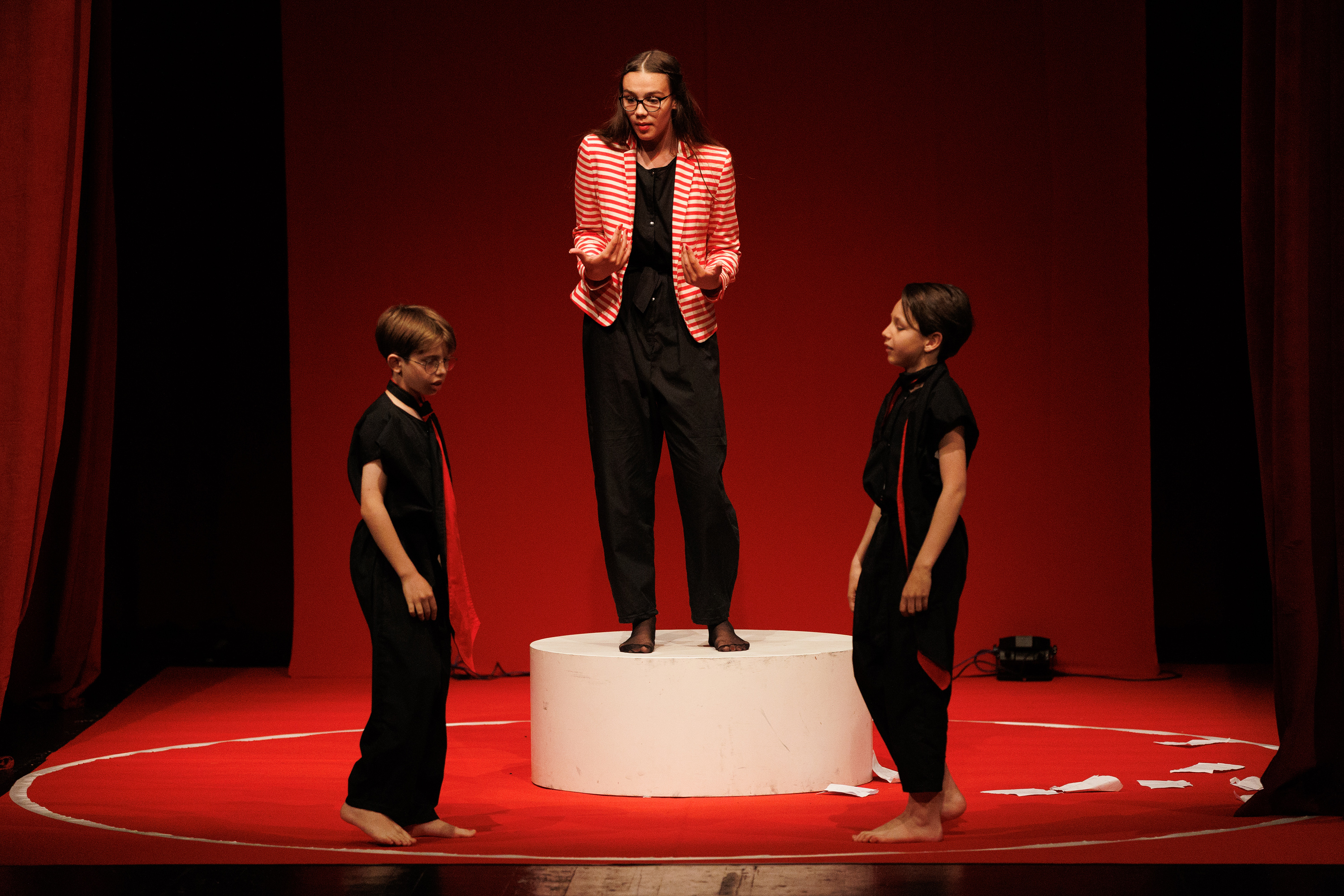 Igrajmo se: Zabranjeno mlađima od 15 strana A