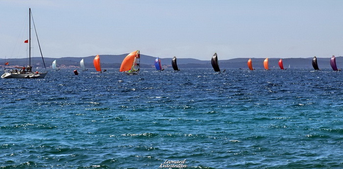Jedrenje: SP klase 49er – drugi dan 8. svibnnja 2012, Foto: Leonard Kvarantan Jedrenje: SP klase 49er – drugi dan 8. svibnnja 2012, Foto: Leonard Kvarantan