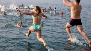 Novogodišnje kupanje na Morskim orguljama