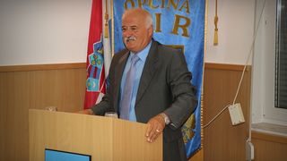 Dan Općine Vir proslavljen uz spektakularni koncert Prljavog Kazališta i vatromet Dan Općine Vir proslavljen uz spektakularni koncert Prljavog Kazališta i vatromet