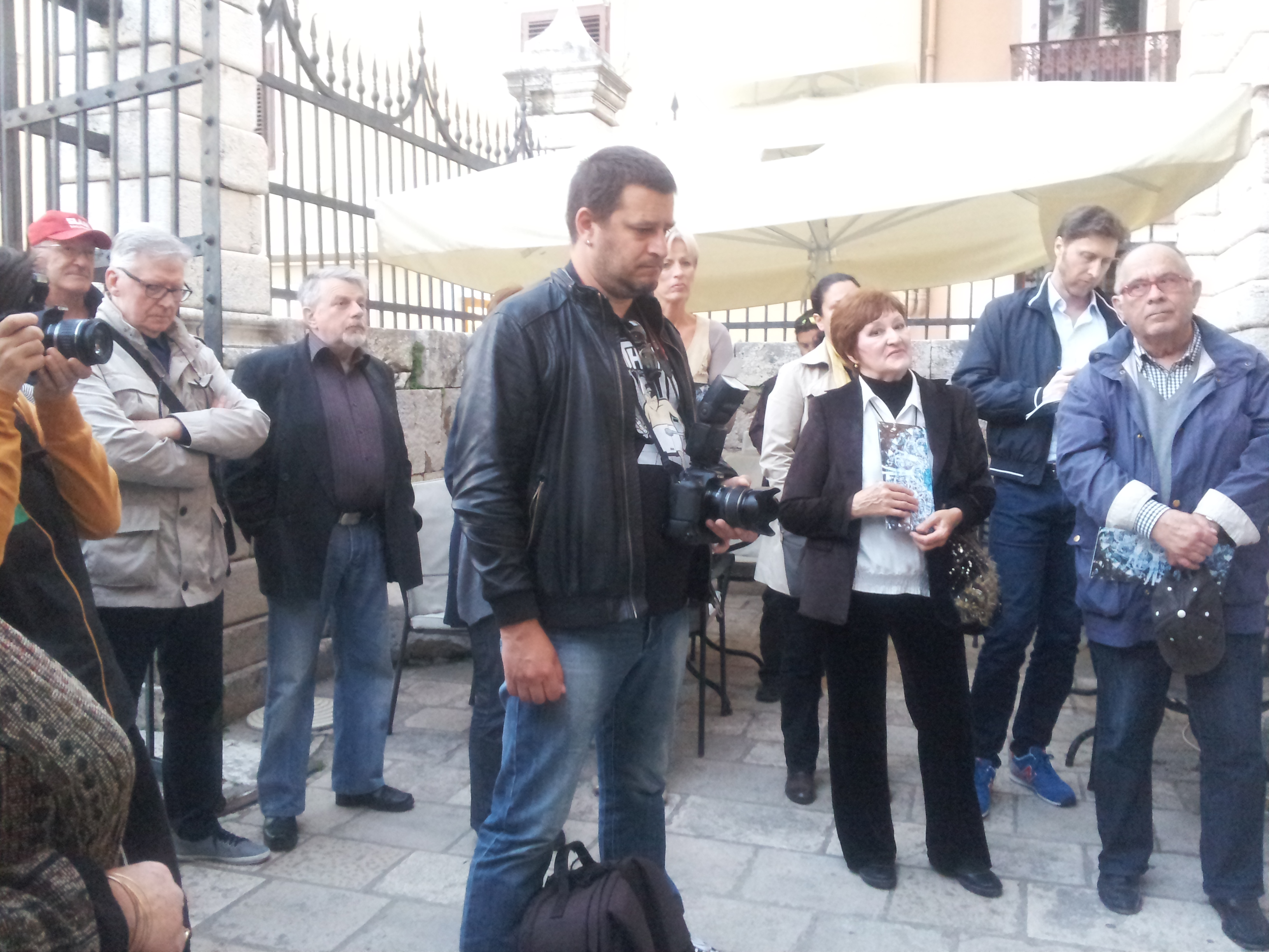 “Žena”- Marija Višić Guina “Žena”- Marija Višić Guina