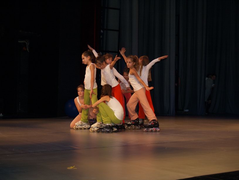 Plesno kazalisna udruga Zalet