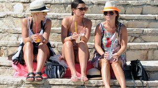 Tisno – Drugog dana Garden festivala posjetitelji uzivali u zabavi na plazi. Photo: Hrvoje Jelavic/PIXSELL