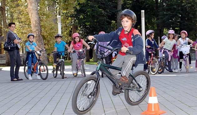 Mali biciklisti. Photo: Nikola Ćutuk/PIXSELL