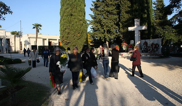 Gradsko groblje u Zadru u susret blagdanu Svih svetih
