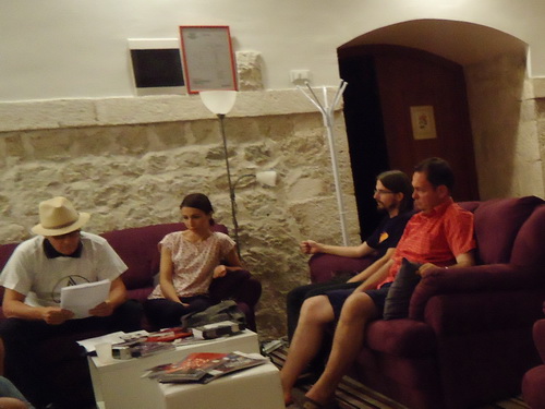 Studentski klub: DADAnti održali večer eksperimentalne poezije Studentski klub: DADAnti održali večer eksperimentalne poezije