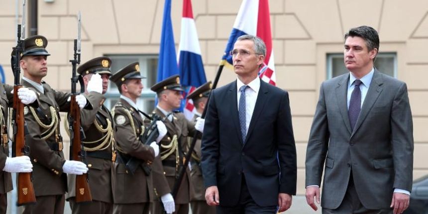 09.07.2015., Zagreb – Predsjednik Vlade Republike Hrvatske Zoran Milanovic sastao se u Banski dvorima s glavnim tajnikom NATO-a Jensom Stoltenbergom. Photo: Patrik Macek/PIXSELL 09.07.2015., Zagreb – Predsjednik Vlade Republike Hrvatske Zoran Milanovic sastao se u Banski dvorima s glavnim tajnikom NATO-a Jensom Stoltenbergom. Photo: Patrik Macek/PIXSELL