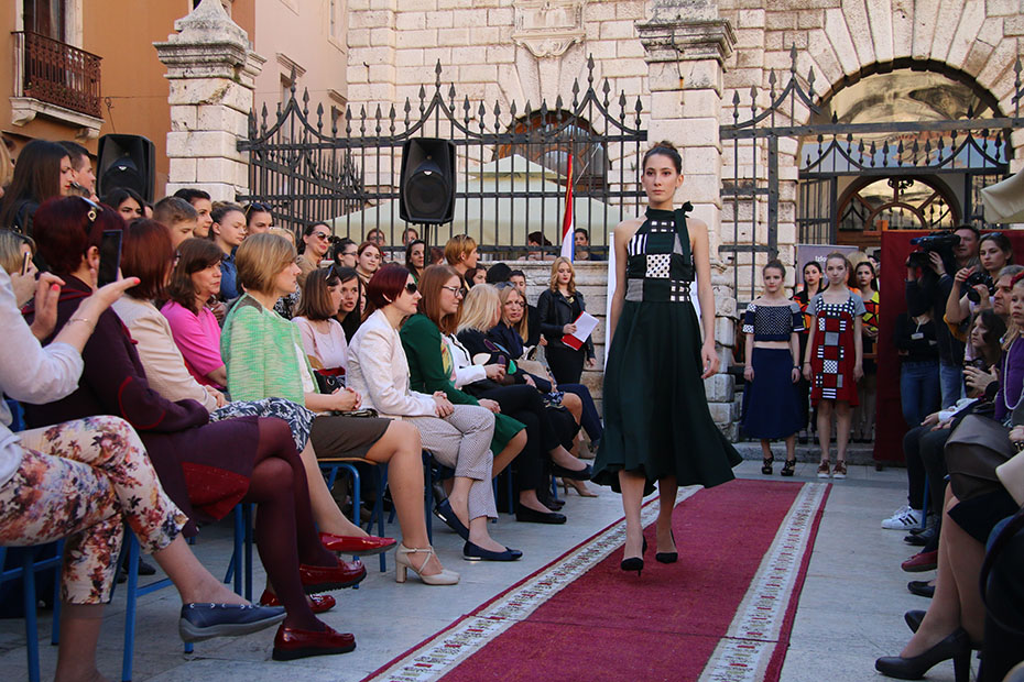 Modna revija državnog natjecanja mladih dizajnera Modna revija državnog natjecanja mladih dizajnera