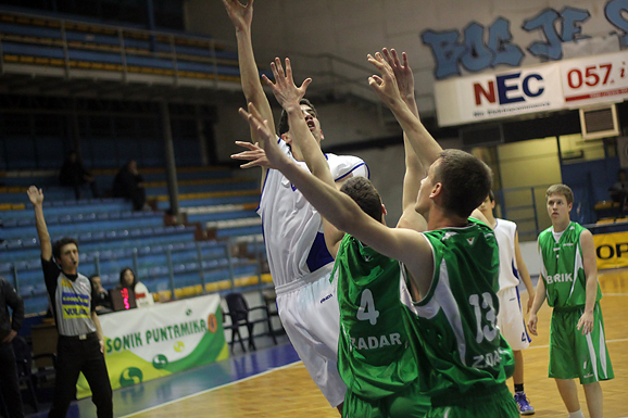 Juniori : KK Zadar – KK Sonik Puntamika (foto:Saša Čuka)