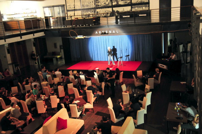 Arsenal: Ciklus stand up komedije 18. kolovoza 2010, Foto: Ivan Dilber Arsenal: Ciklus stand up komedije 18. kolovoza 2010, Foto: Ivan Dilber