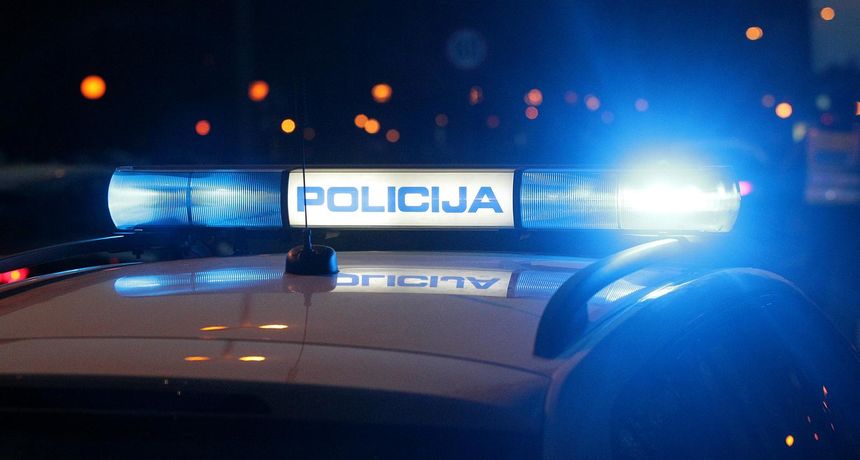 policija ilustracija, pu zadarska, prometna nesreća ilustracija, očevid policija ilustracija, pu zadarska, prometna nesreća ilustracija, očevid