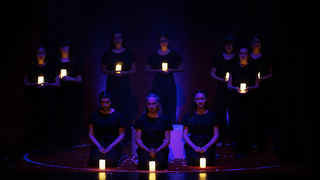 Igrajmo se: Zabranjeno mlađima od 15 strana A