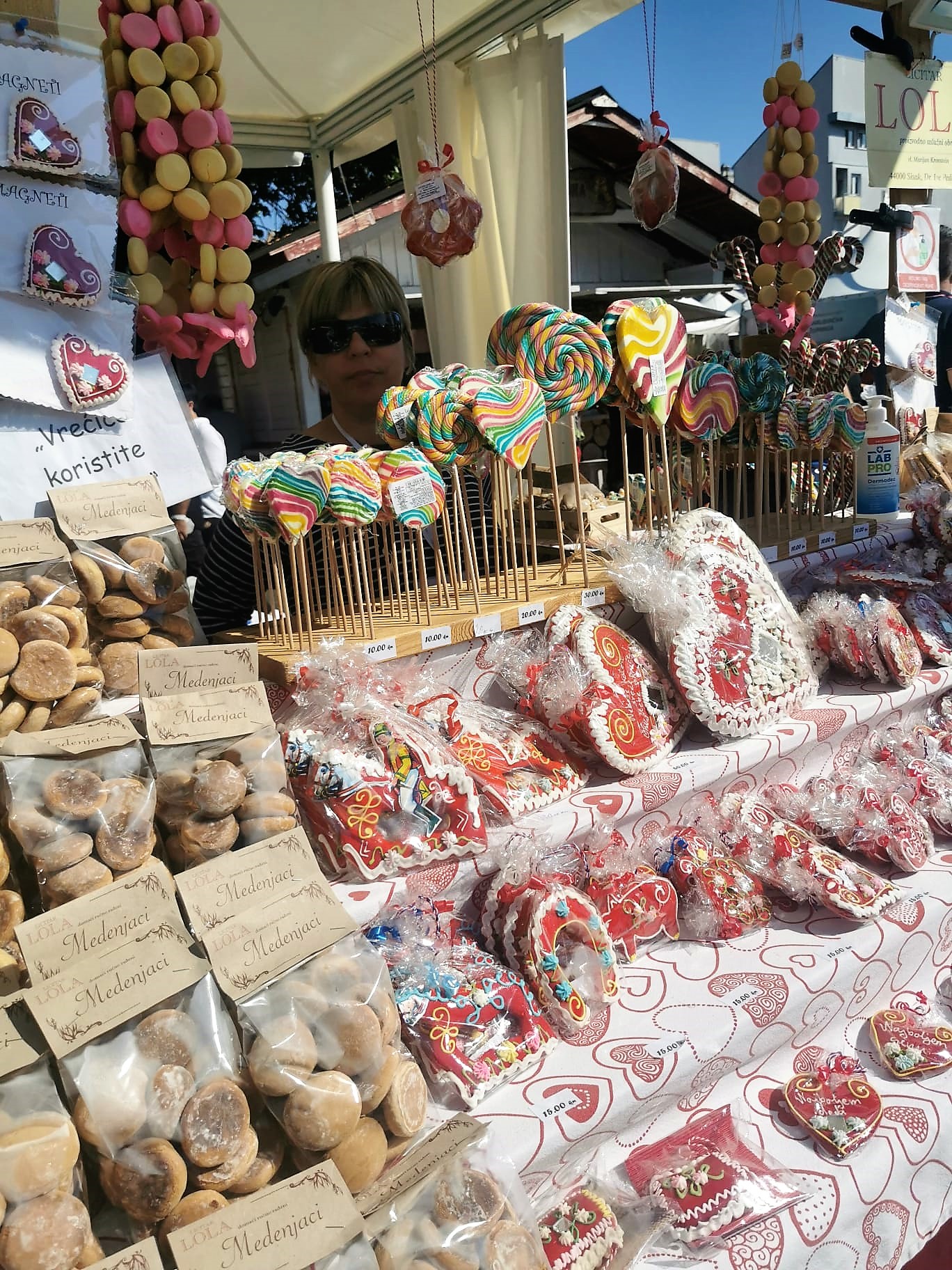 Posjetili smo manifestaciju Jesen u Lici Posjetili smo manifestaciju Jesen u Lici
