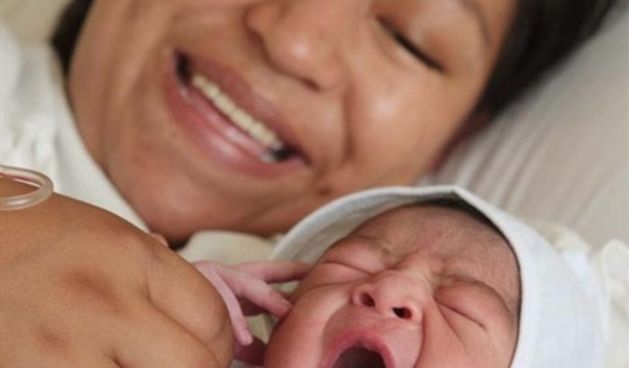 Virgen Maria i njezin sin Jesus (Foto: eluniverso.com)
