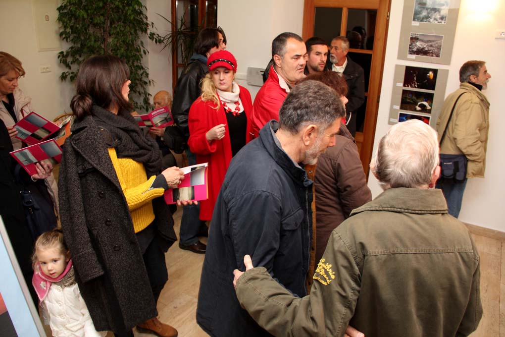 Otvorenje izložbe “Otočni fotografi”, foto: Iva Perinčić