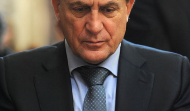 Zadar, 241112. Obiljezavanje Dana grada Zadra i dolazak generala Ante Gotovine pocasnog gradjanina grada Zadra. General Gotovina na svetoj misi u katedrali Sv. Stosije. Na slici saborski zastupnik Bozidar Kalmeta.Foto: Luka Gerlanc / CROPIX