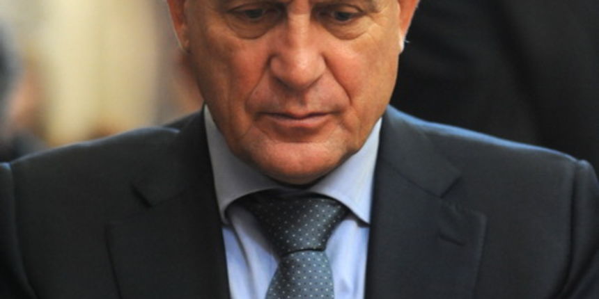 Zadar, 241112. Obiljezavanje Dana grada Zadra i dolazak generala Ante Gotovine pocasnog gradjanina grada Zadra. General Gotovina na svetoj misi u katedrali Sv. Stosije. Na slici saborski zastupnik Bozidar Kalmeta.Foto: Luka Gerlanc / CROPIX Zadar, 241112. Obiljezavanje Dana grada Zadra i dolazak generala Ante Gotovine pocasnog gradjanina grada Zadra. General Gotovina na svetoj misi u katedrali Sv. Stosije. Na slici saborski zastupnik Bozidar Kalmeta.Foto: Luka Gerlanc / CROPIX