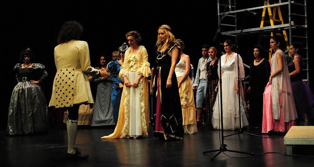 Zadar, 15.06.2013. snimio: Nenad Marčev
Gimnazija Vladimira Nazora Zadar i prijatelji
Andrew Lloyd Webber
Fantom u Operi
Redatelj Milena Dundov
Umjetnička voditeljica Iva Mustać Klarić
Nastupili učenici škole i prijatelji
Dvorana HNK Zadar Zadar, 15.06.2013. snimio: Nenad Marčev
Gimnazija Vladimira Nazora Zadar i prijatelji
Andrew Lloyd Webber
Fantom u Operi
Redatelj Milena Dundov
Umjetnička voditeljica Iva Mustać Klarić
Nastupili učenici škole i prijatelji
Dvorana HNK Zadar